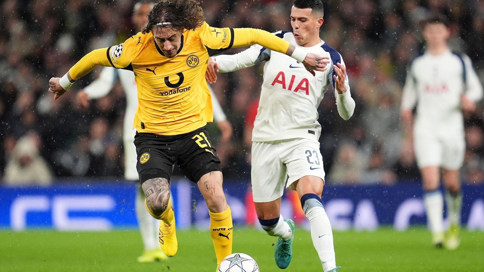 Fabio Silva, en un partido del Borussia Dortmund