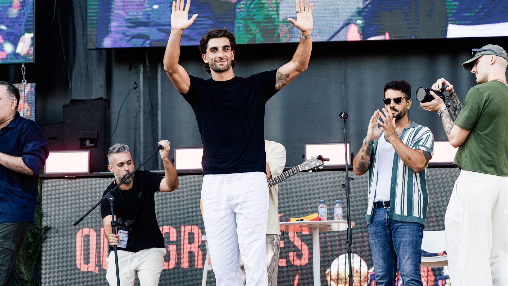 Ferran Torres, durante los actos de bienvenida y homenaje en su pueblo, Foios