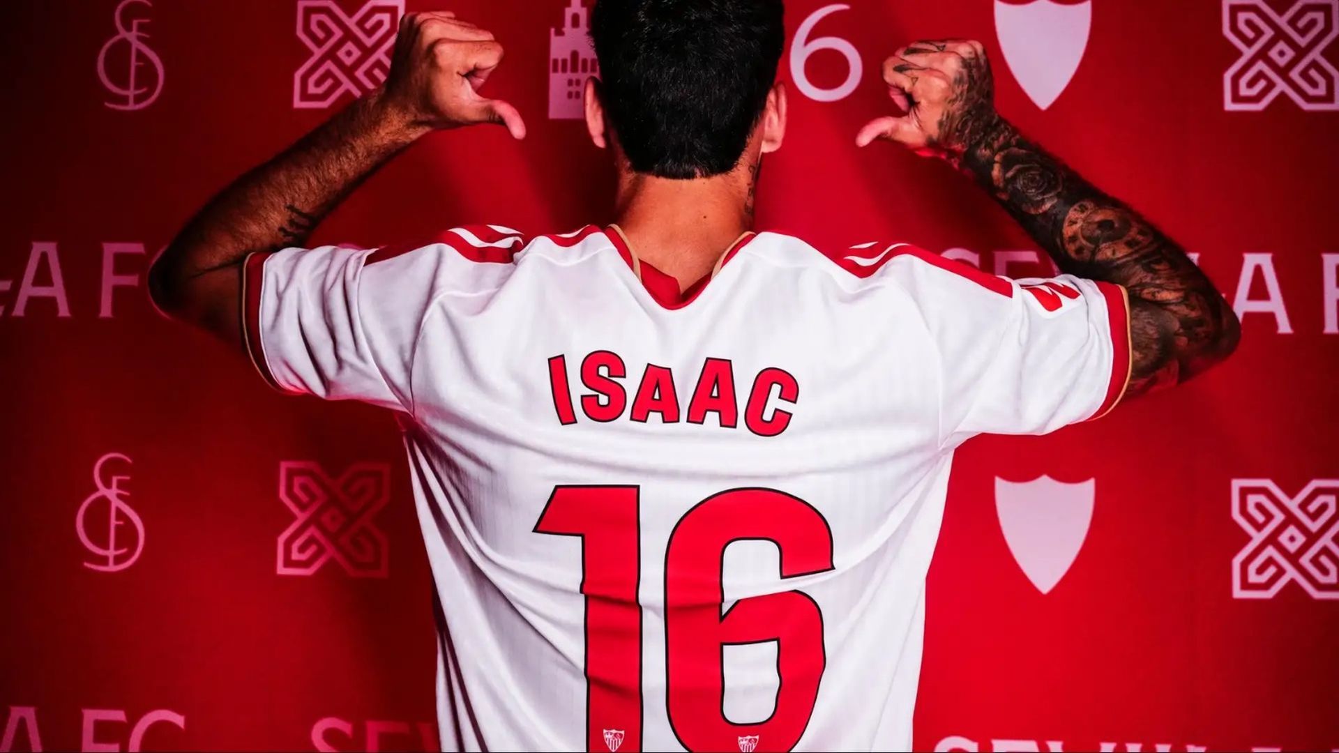 Isaac Romero, con el dorsal '16' Isaac Romero, con el dorsal '16'