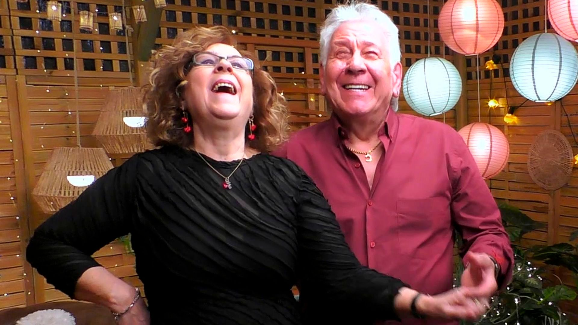 Mari Carmen enseña a Carlos a bailar: “No estoy acostumbrado a estar con una mujer como tú”