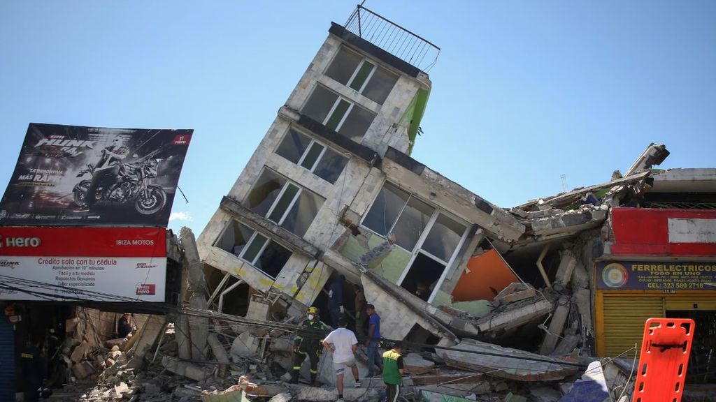 El paisaje desolador del día después del terremoto en Colombia: la angustia de haber perdido todo