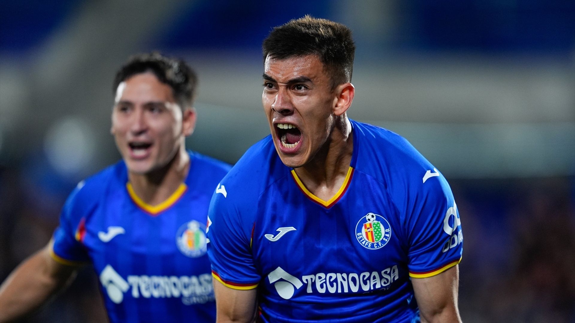 Zaid Romero y Martín Satriano celebrando un gol la temporada pasada