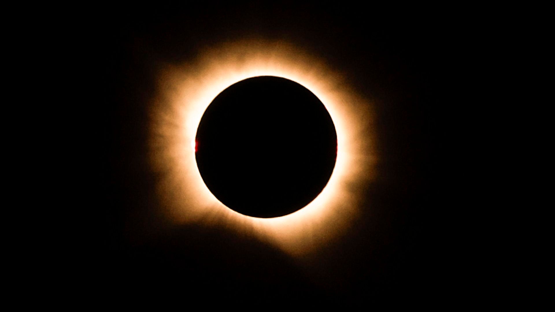 Imagen del eclipse desde un avión de Iberia