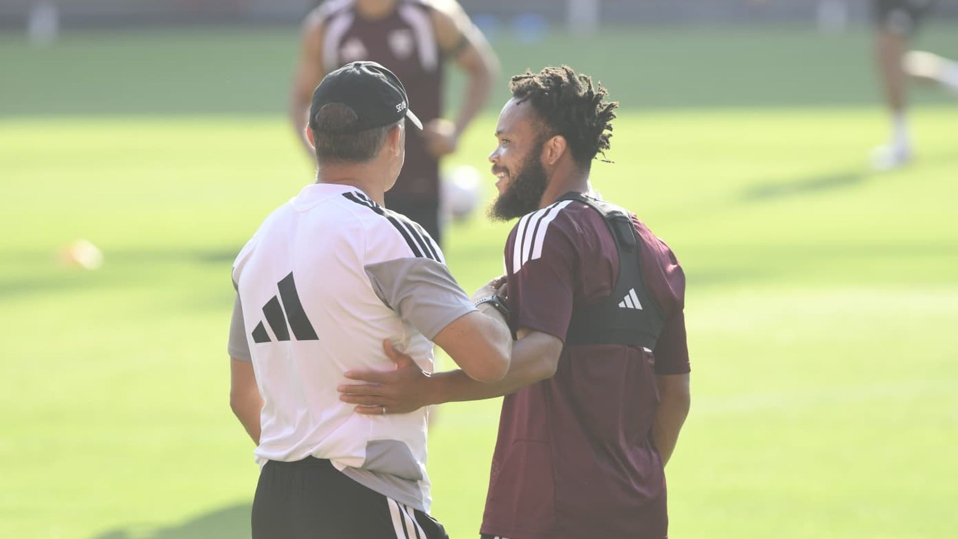 Luis García Plaza y Ejuke, en el entrenamiento de este miércoles