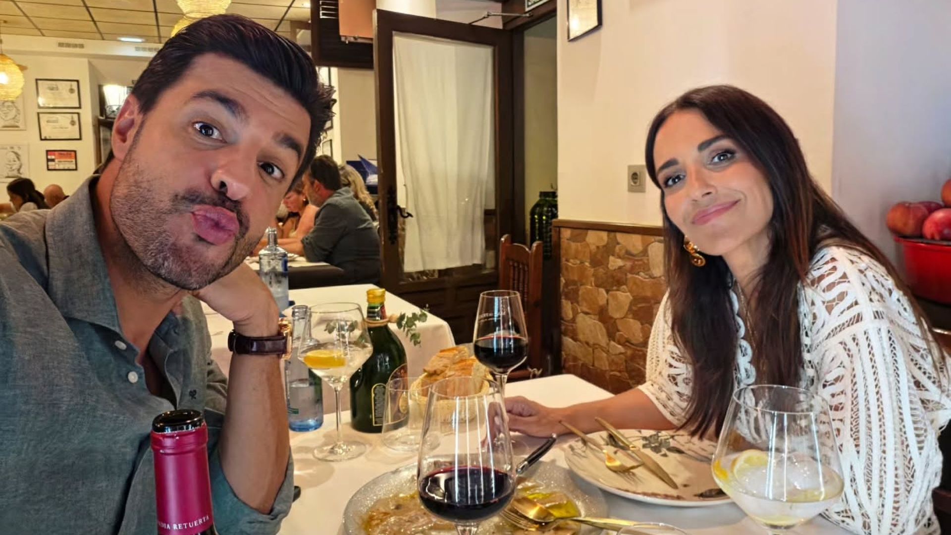 Paula Echevarría junto a Miguel Torres en el post de Instagram