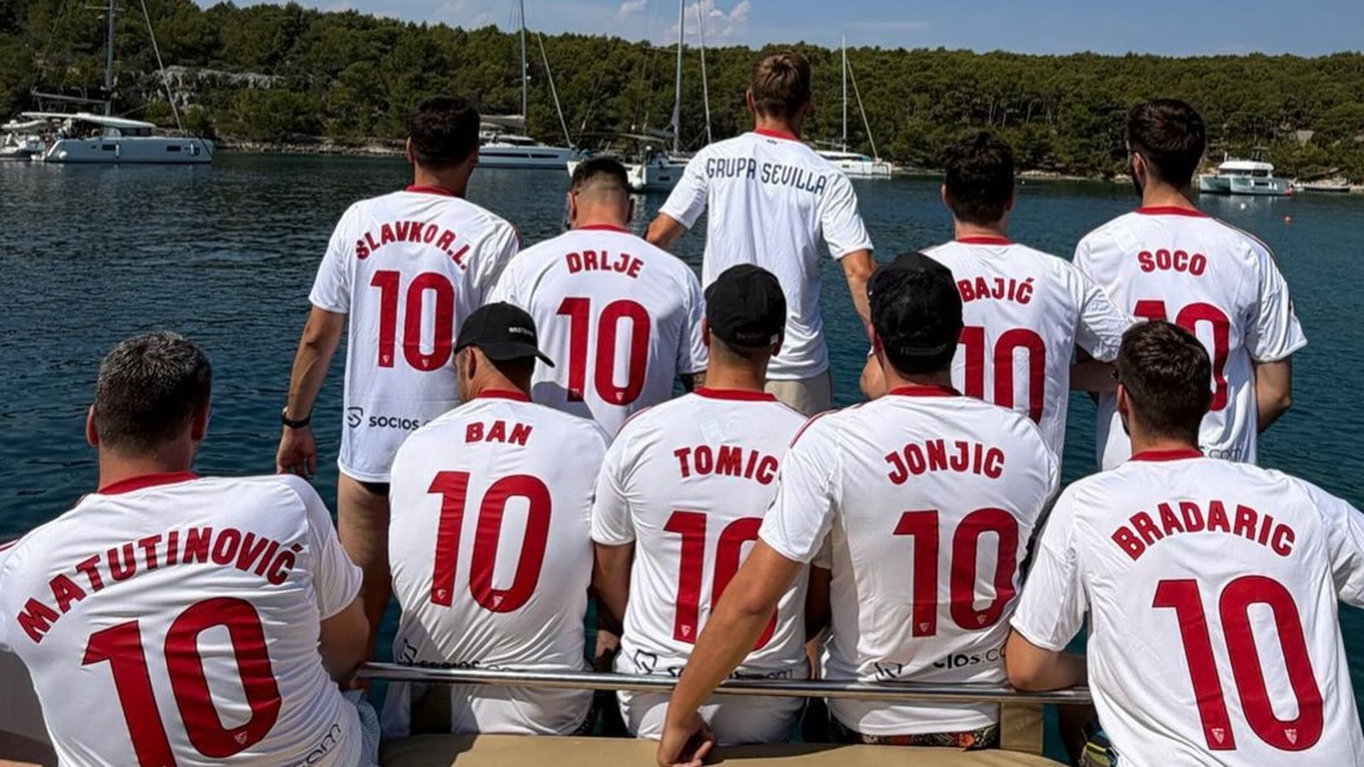 Rakitic reivindica el '10' del Sevilla Rakitic reivindica el '10' del Sevilla