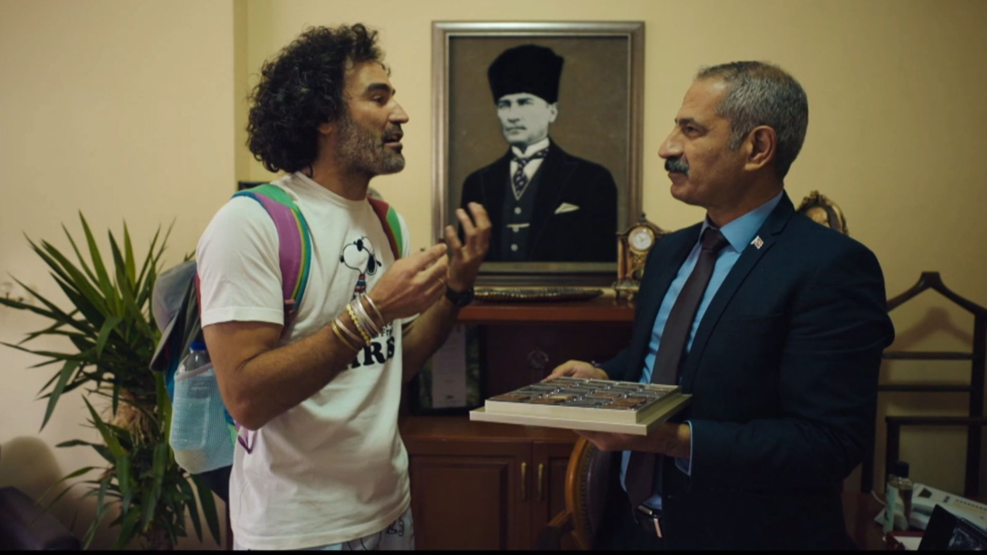 Raúl Gómez se reúne con el alcalde de la isla de Büyükada, Estambul Raúl Gómez se reúne con el alcalde de la isla de Büyükada, Estambul