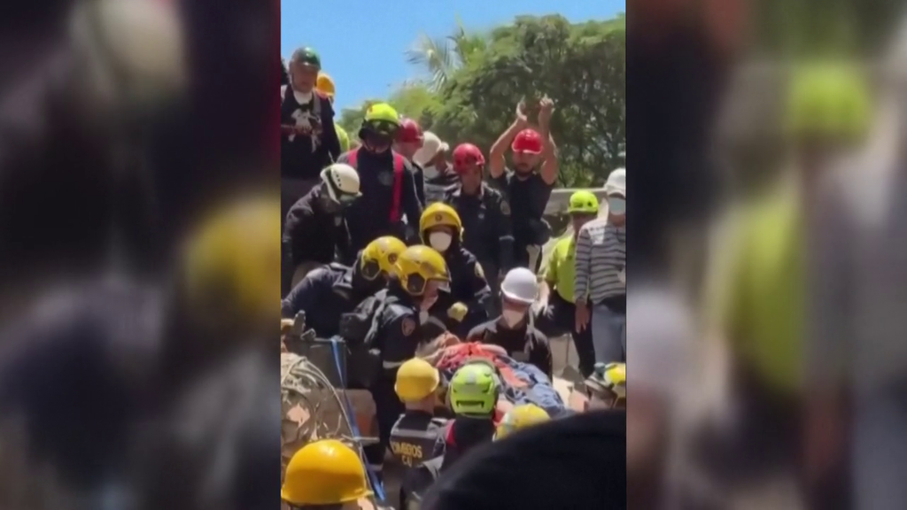 Rescate al límite en la ciudad colombiana de Pereira tras el terremoto: salvan a una mujer bajo las ruinas de un hotel tras siete horas de búsqueda