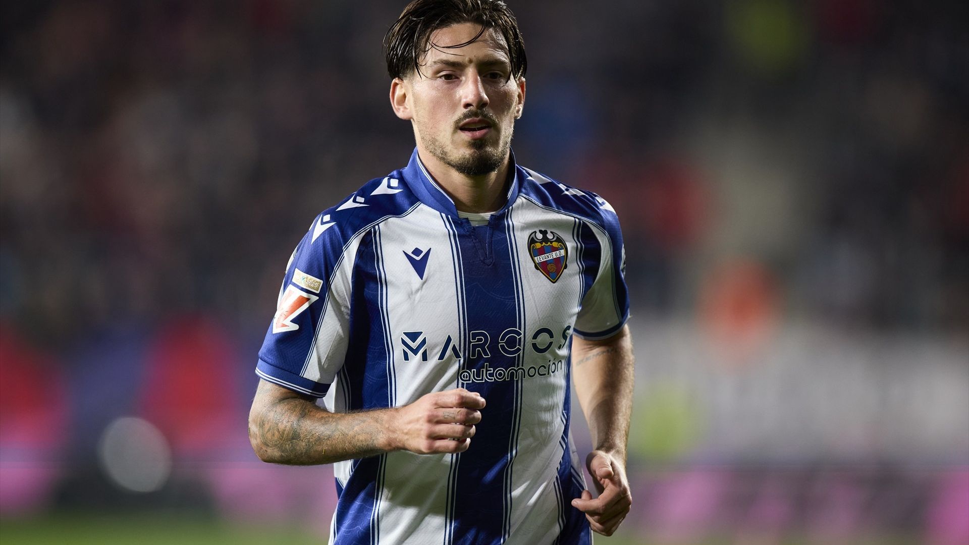 Unai Vencedor, en un partido del Levante cedido por el Athletic