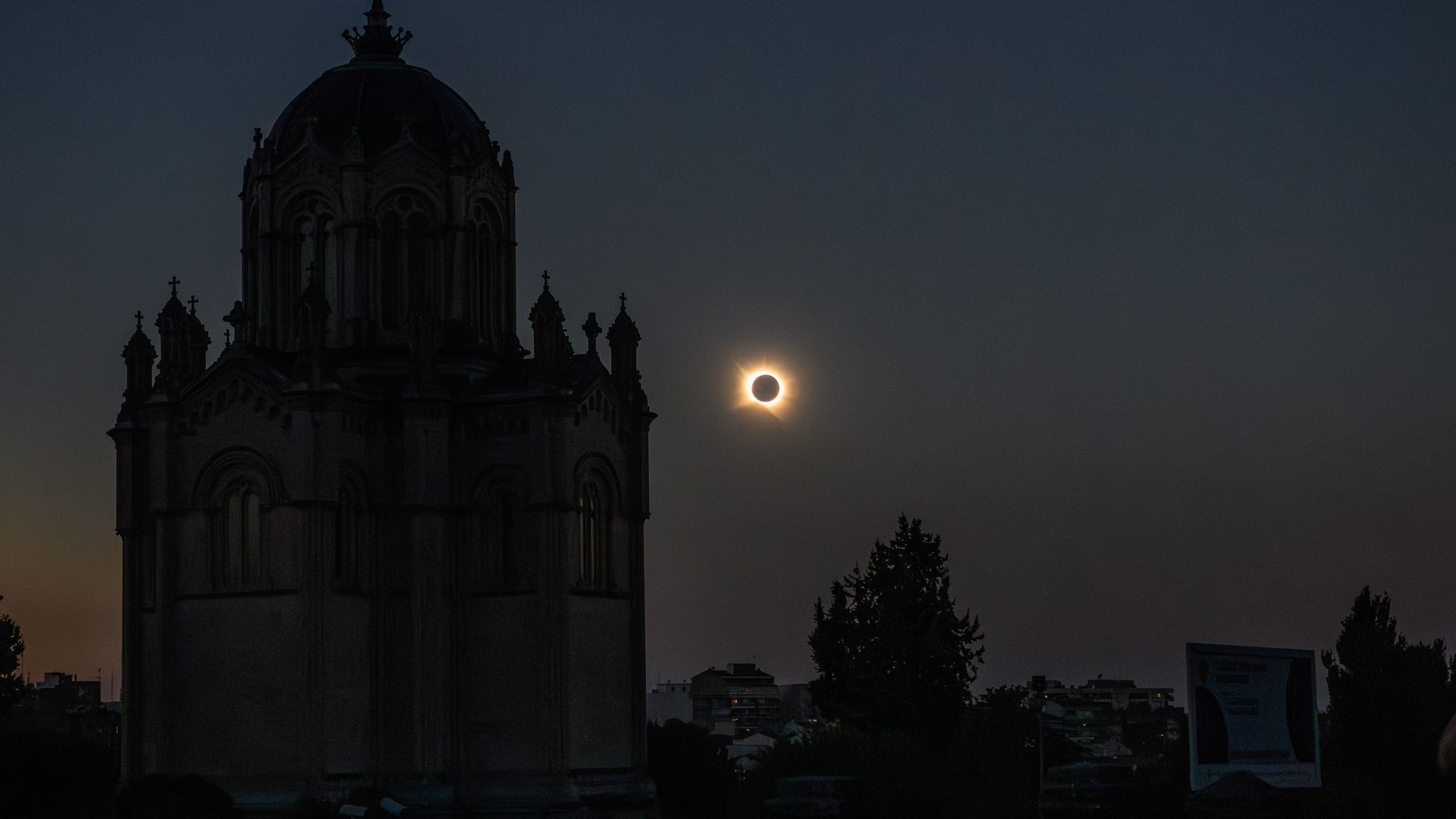 Así se vio el eclipse desde la ciudad de Guadalajara