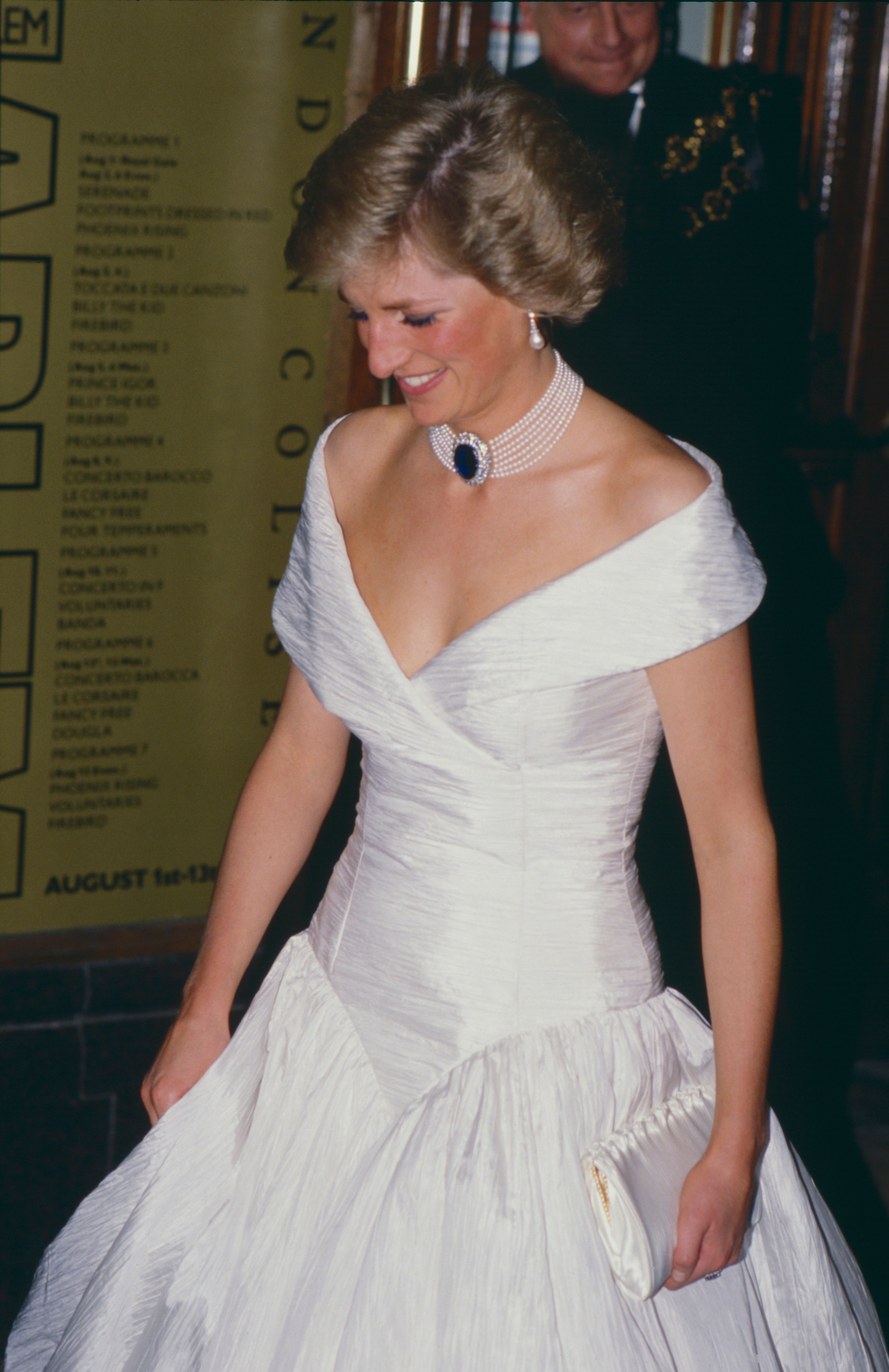 Diana Gales y su vestido blanco de Catherine Walker