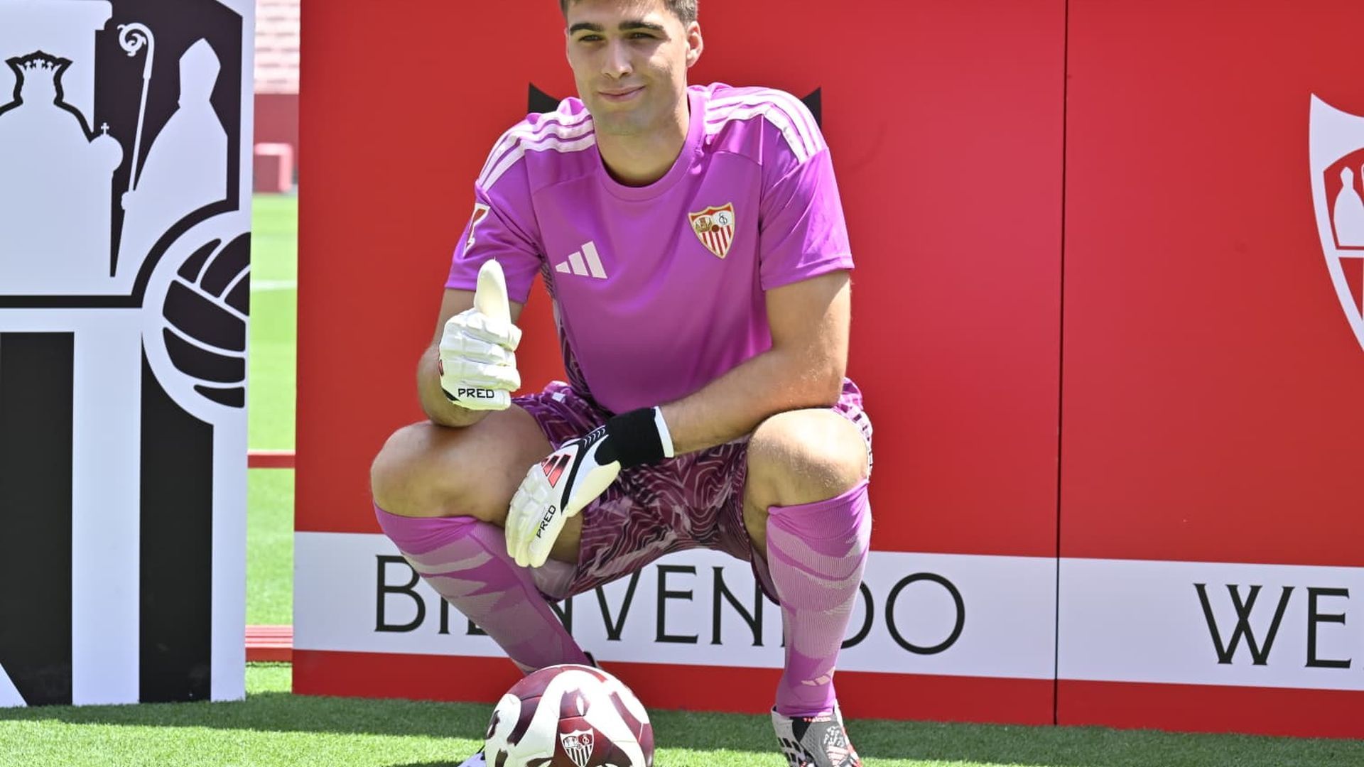Fran González, en su presentación con el Sevilla