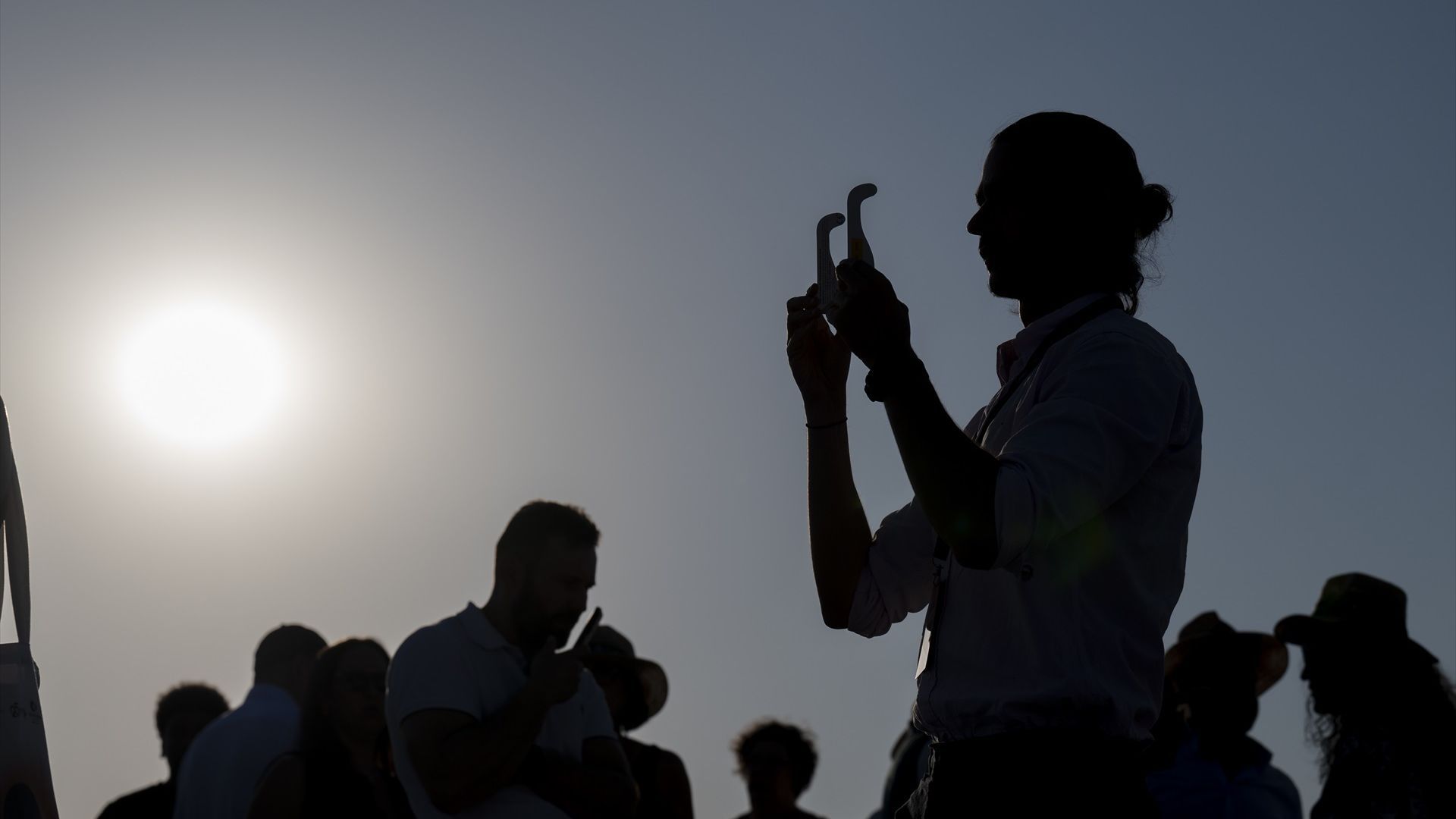 Las redes sociales se inundan de memes sobre el eclipse solar Las redes sociales se inundan de memes sobre el eclipse solar