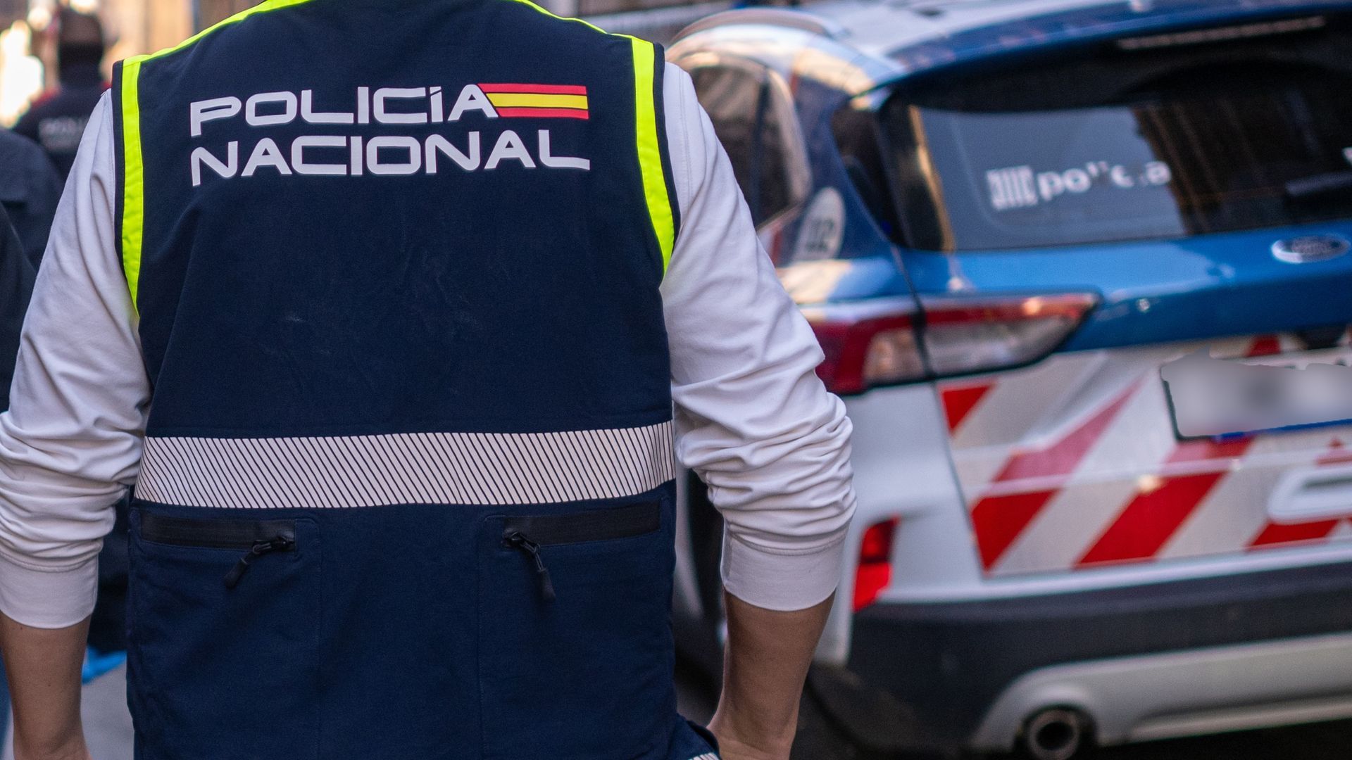 Agente de la Policía Nacional en Barcelona Agente de la Policía Nacional en Barcelona