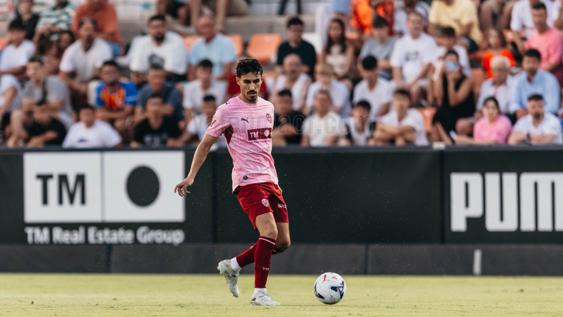 André Almeida ante el Eldense