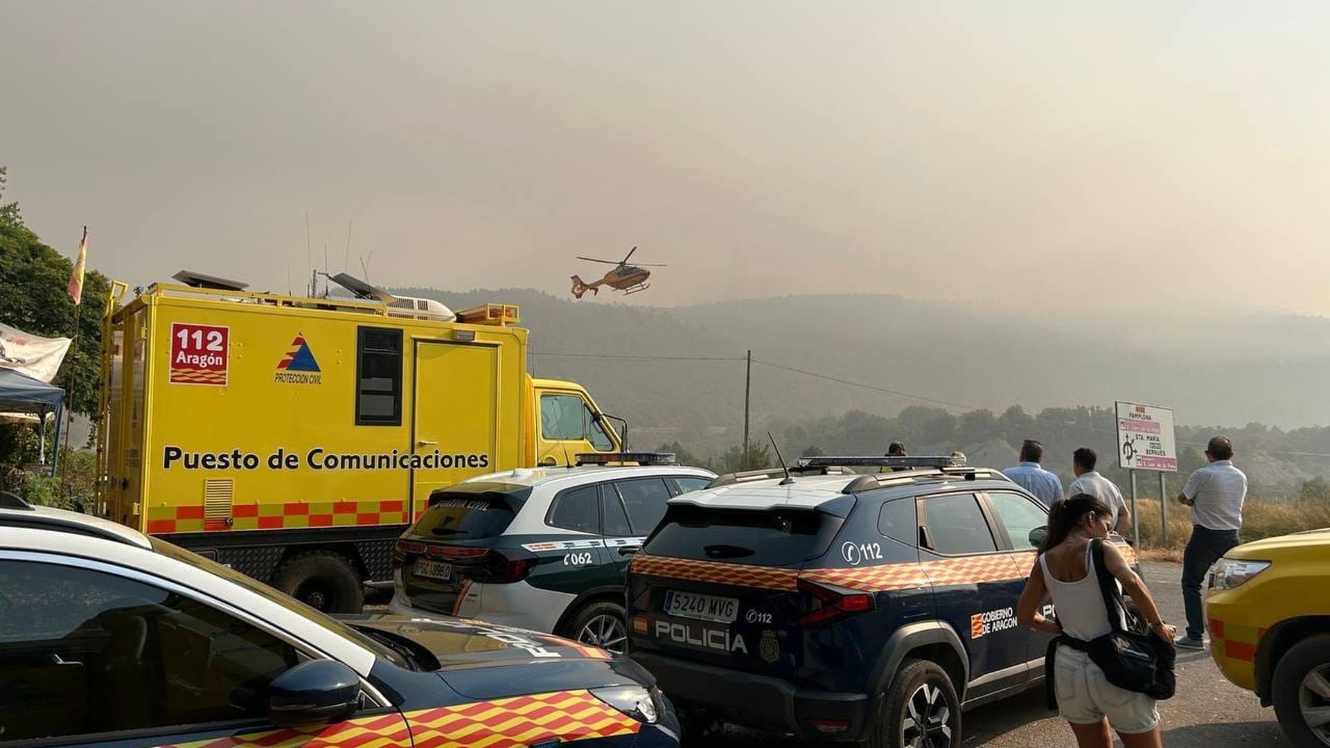 Medios desplegados contra el incendio de Las Peñas de Riglos. Medios desplegados contra el incendio de Las Peñas de Riglos.