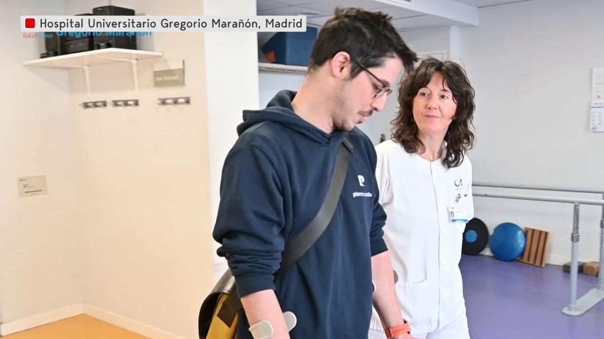 Pierre salva su pierna gracias a un metamaterial óseo de tecnología espacial en 3D implantado: "Tras dos años sin apoyar el pie, puedo caminar" Pierre salva su pierna gracias a un metamaterial óseo de tecnología espacial en 3D implantado: "Tras dos años sin apoyar el pie, puedo caminar"