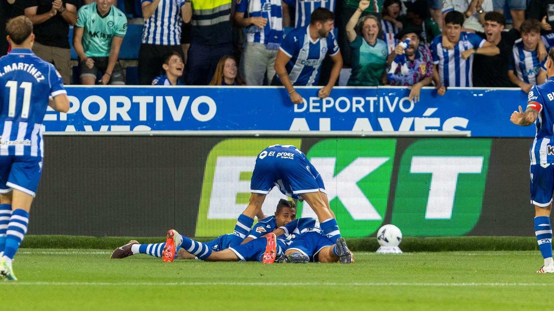 El Alavés celebra uno de sus goles al Getafe El Alavés celebra uno de sus goles al Getafe