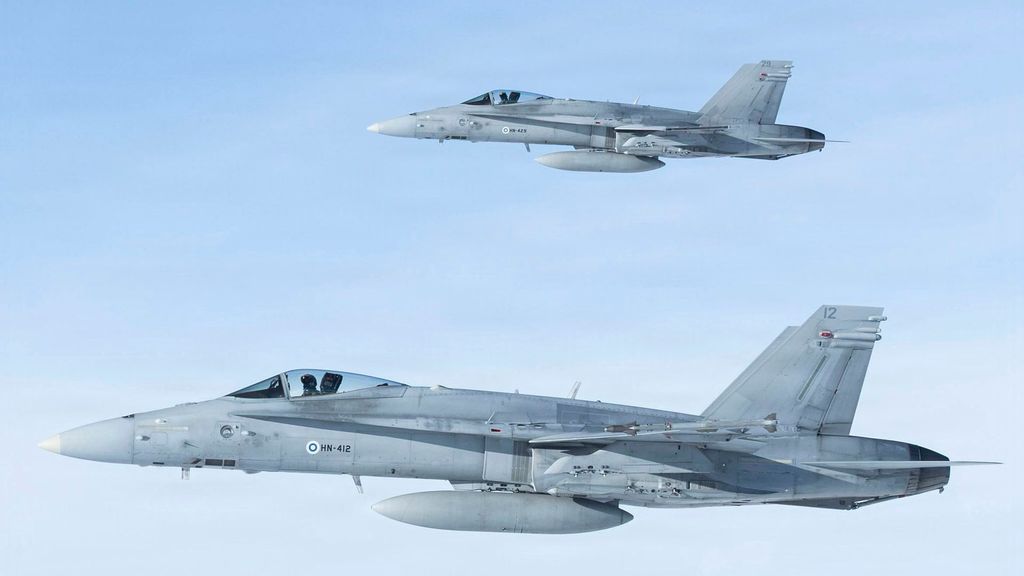 Dos aviones de combate españoles de la OTAN derriban un dron que violaba el espacio aéreo de Rumanía
