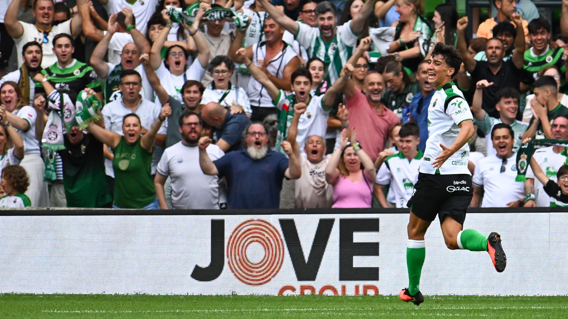 Sergio Martínez celebra el gol ante el Villarreal