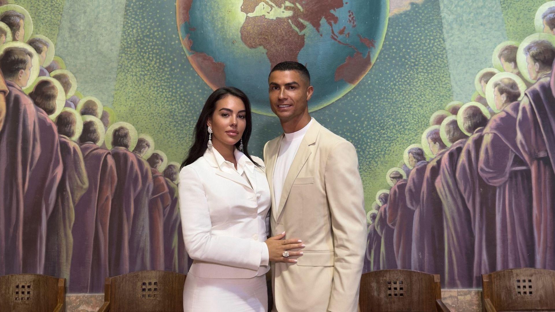 Cristiano Ronaldo y Georgina el día de su boda Cristiano Ronaldo y Georgina el día de su boda