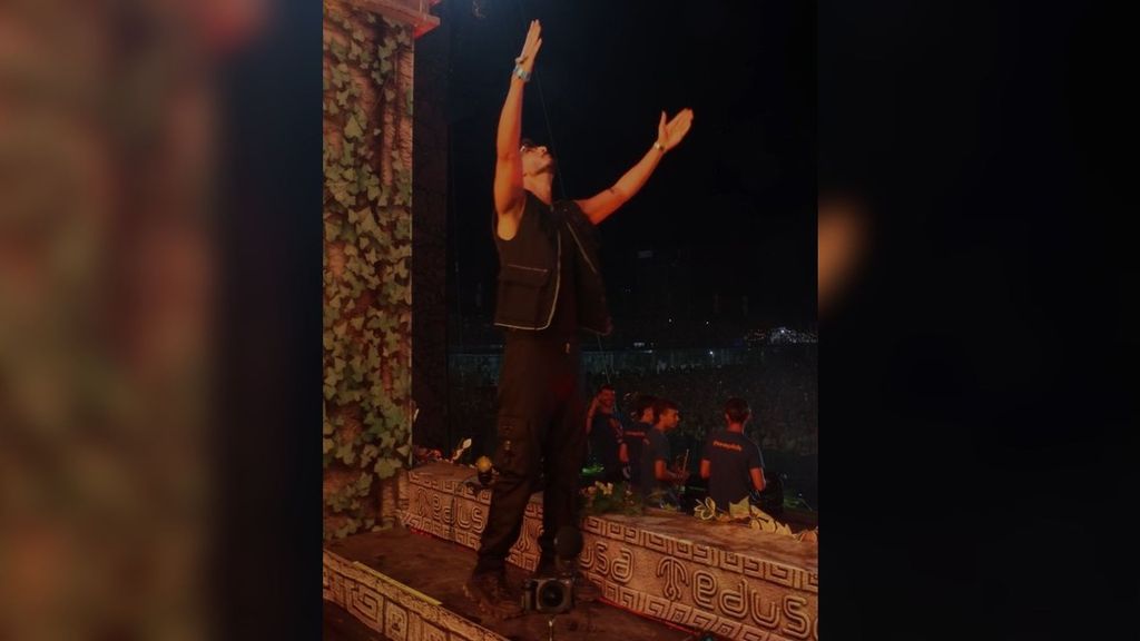 El Dj sevillano versiona un año más, en una muestra de su amor por Valencia, otra canción tradicional