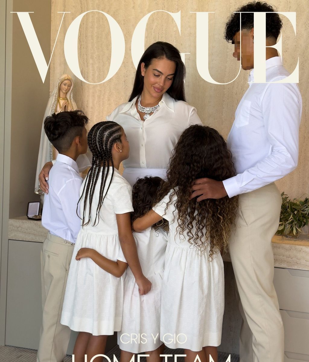 Georgina Rodríguez con sus hijos junto a Cristiano Ronaldo