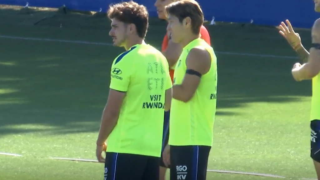 Julián Álvarez arropa a los fichajes del Atlético de Madrid y Cuti Romero mira al Málaga