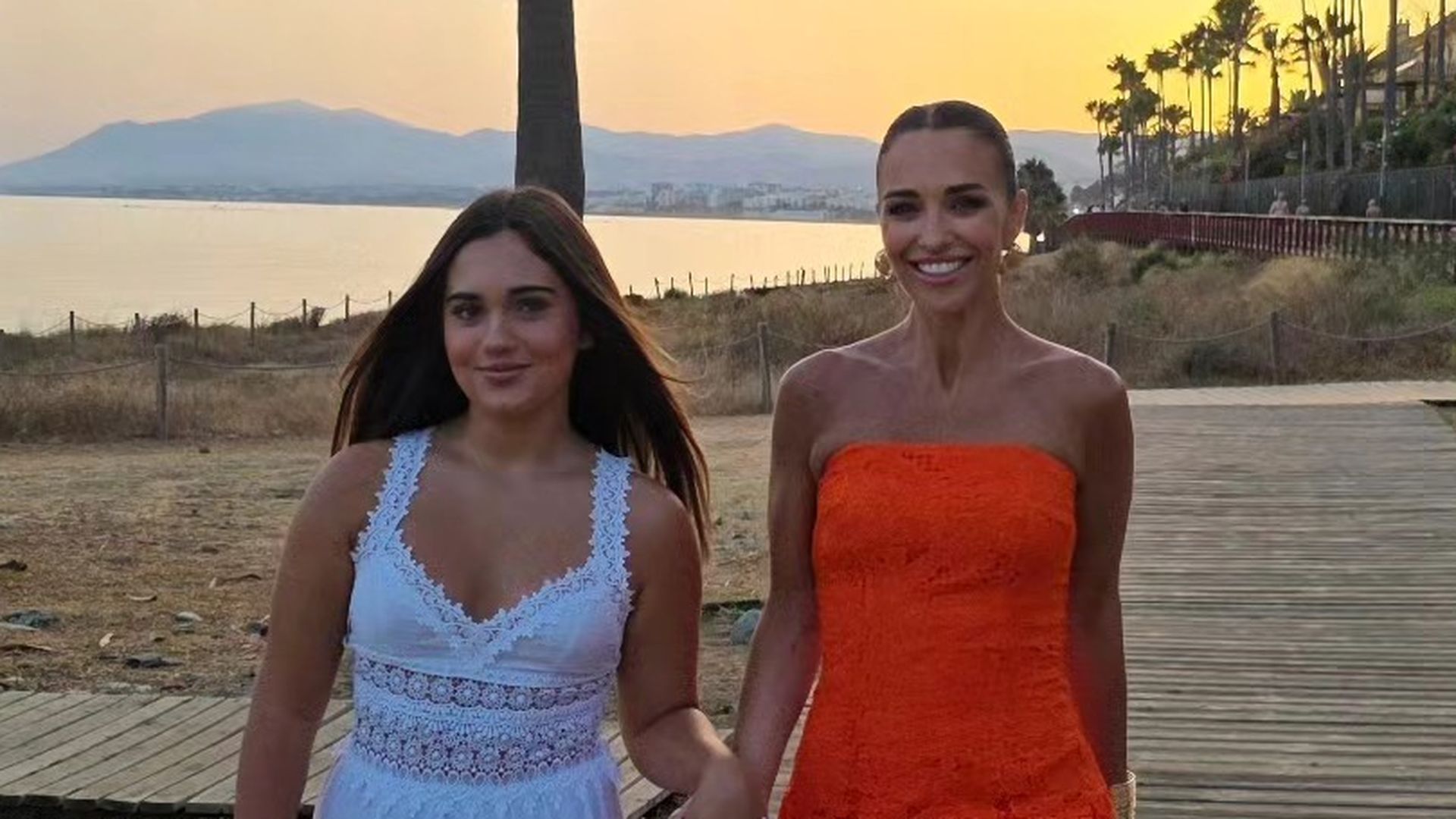 Paula Echevarría y su hija, Daniella Bustamante Paula Echevarría y su hija, Daniella Bustamante