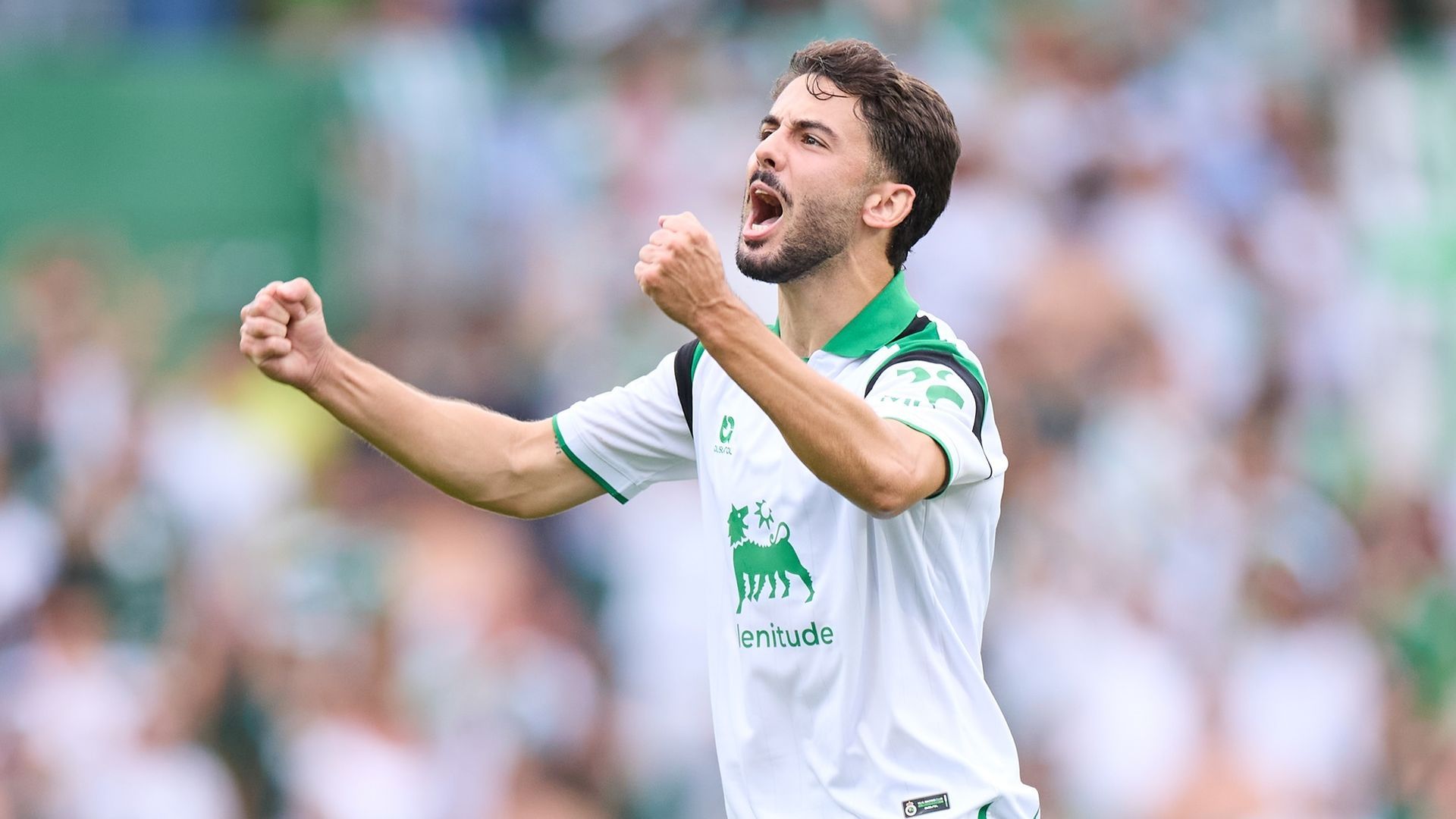 Andrés Martín durante el Racing - Villarreal de la primera jornada