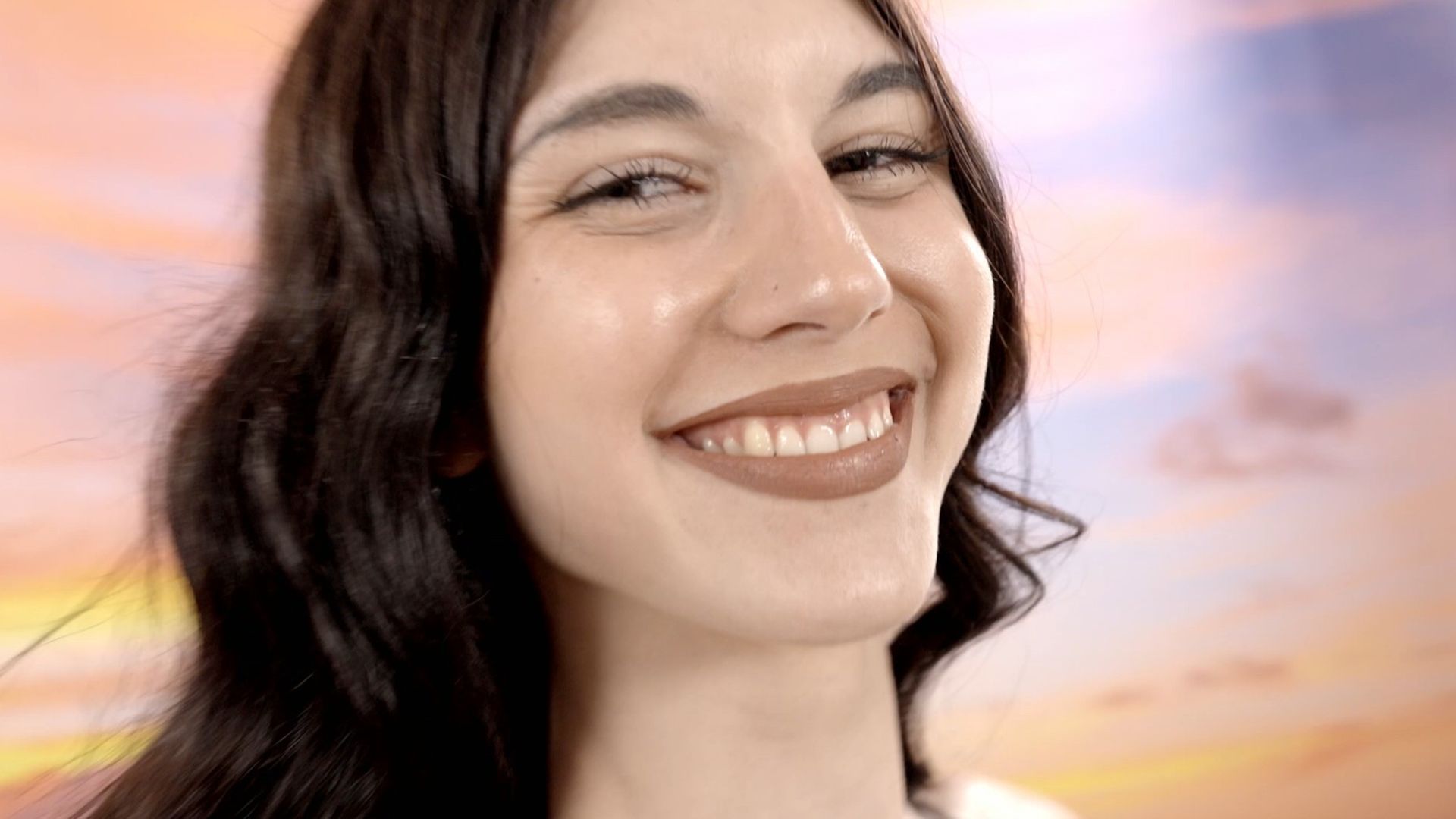 Los solteros y las solteras confiesan cómo son en el sexo: “Me encanta poner inyecciones y que me las pongan”