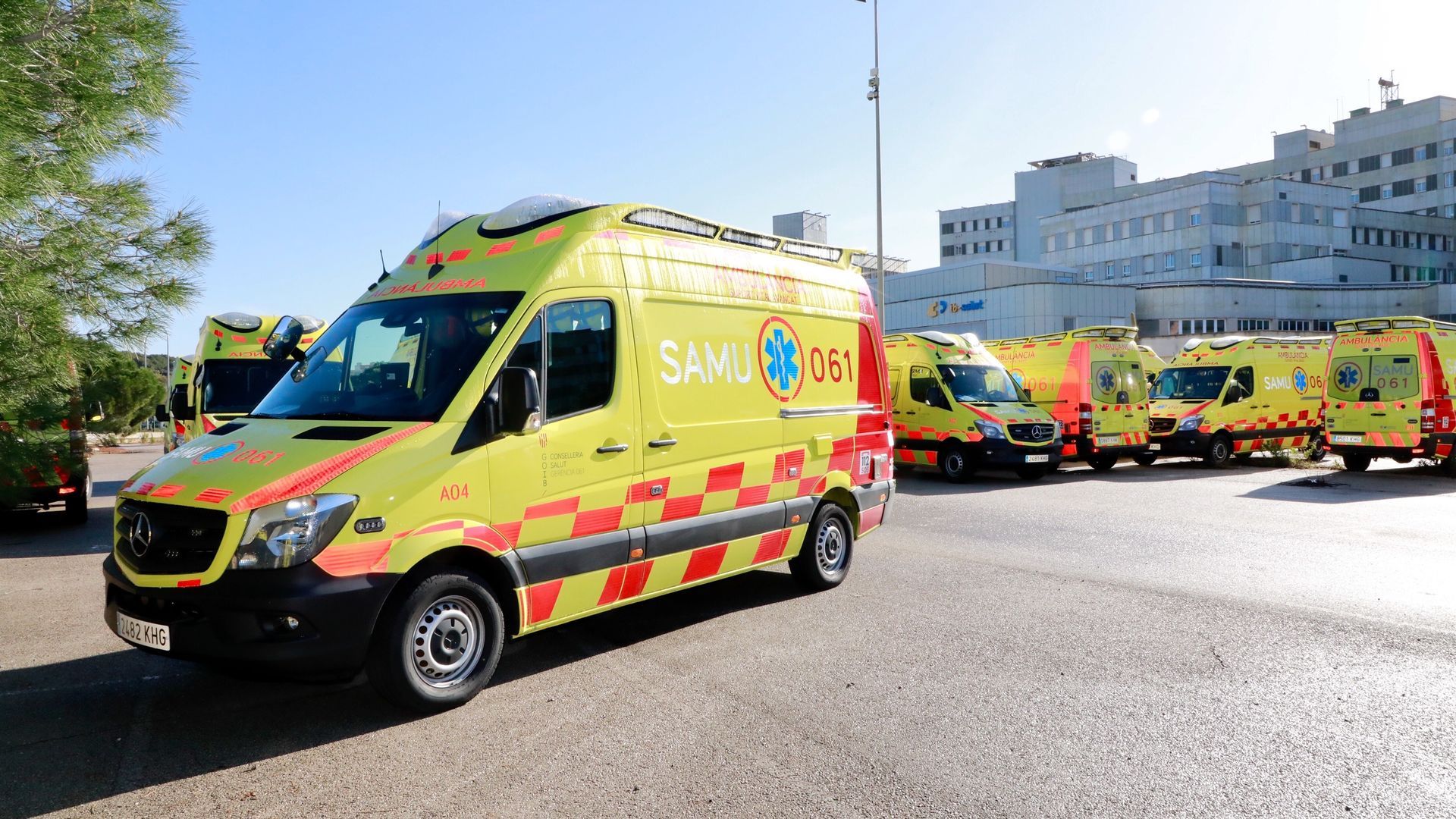 Muere un hombre de 69 años tras volcar una embarcación frente a s'Estanyol, en Mallorca: había alquilado una lancha con su familia Muere un hombre de 69 años tras volcar una embarcación frente a s'Estanyol, en Mallorca: había alquilado una lancha con su familia