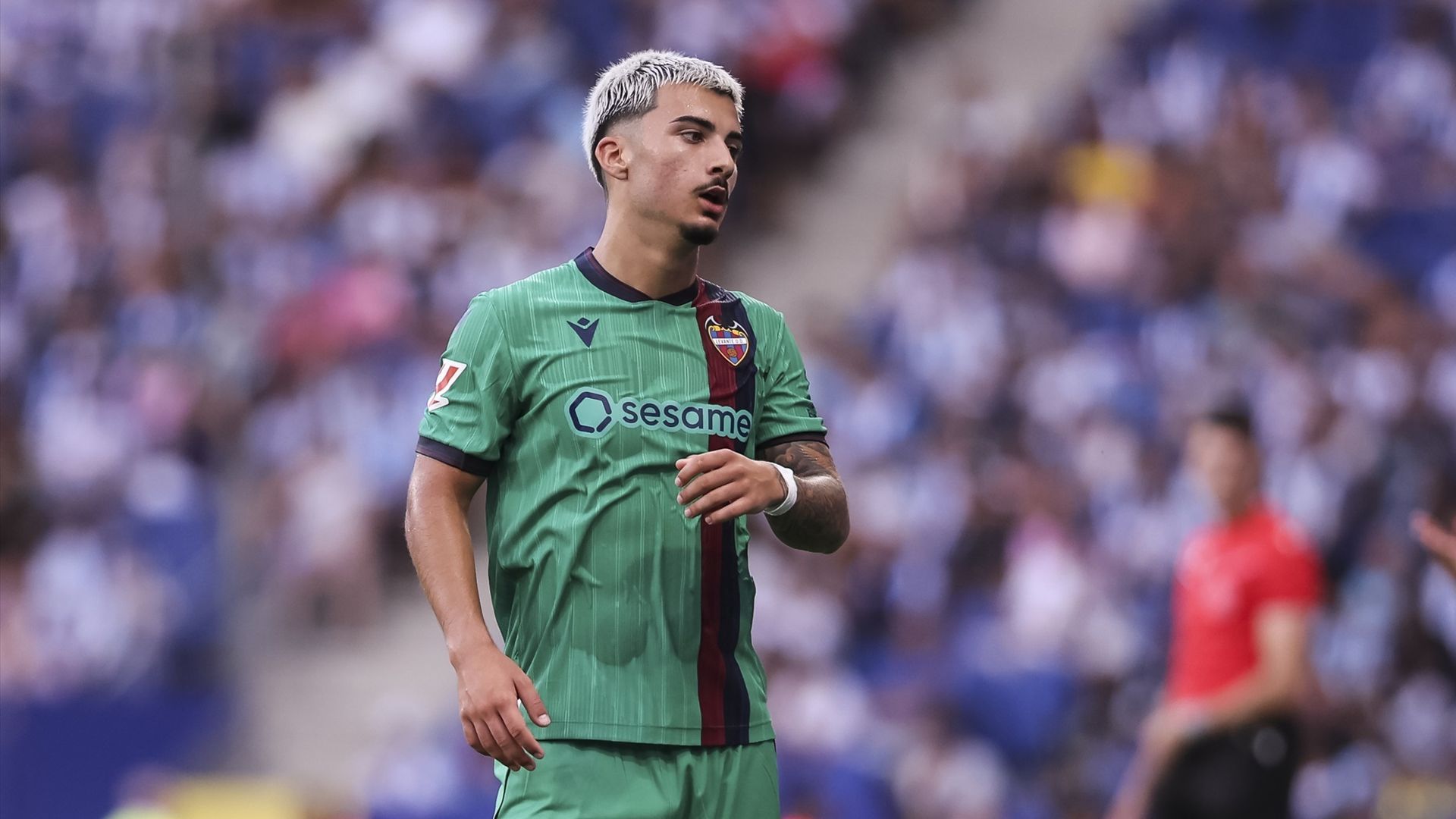 Paco Cortés durante el Espanyol - Levante de la primera jornada