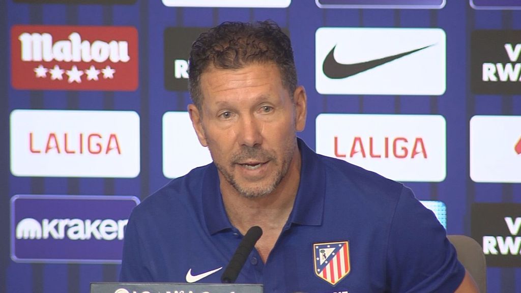 Simeone confirma a Julián Álvarez, celebra una decisión del Atlético de Madrid y espera fichajes