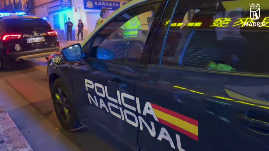 Apuñalan y hieren de gravedad a una mujer en una vivienda del distrito de Usera, Madrid, en un posible caso de violencia machista