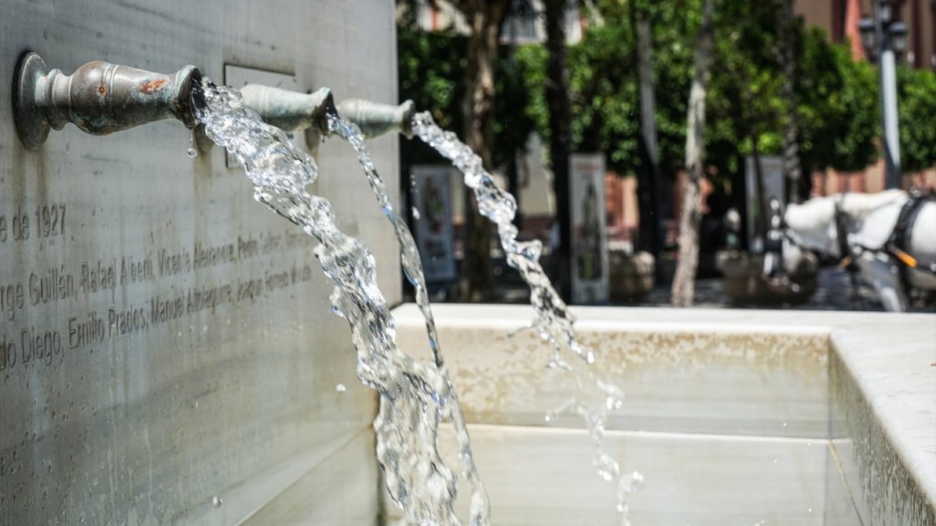 Fuentes públicas en Sevilla Fuentes públicas en Sevilla