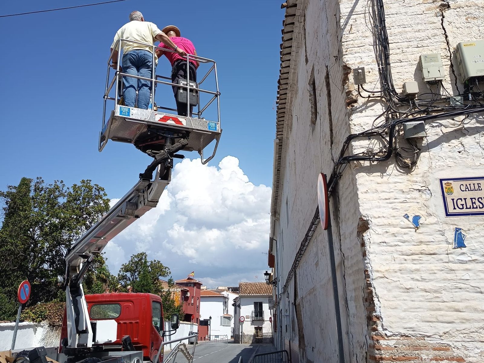 Los terremotos de Granada obligan a demoler dos casas en Gójar, epicentro del mayor seísmo del martes (editado)