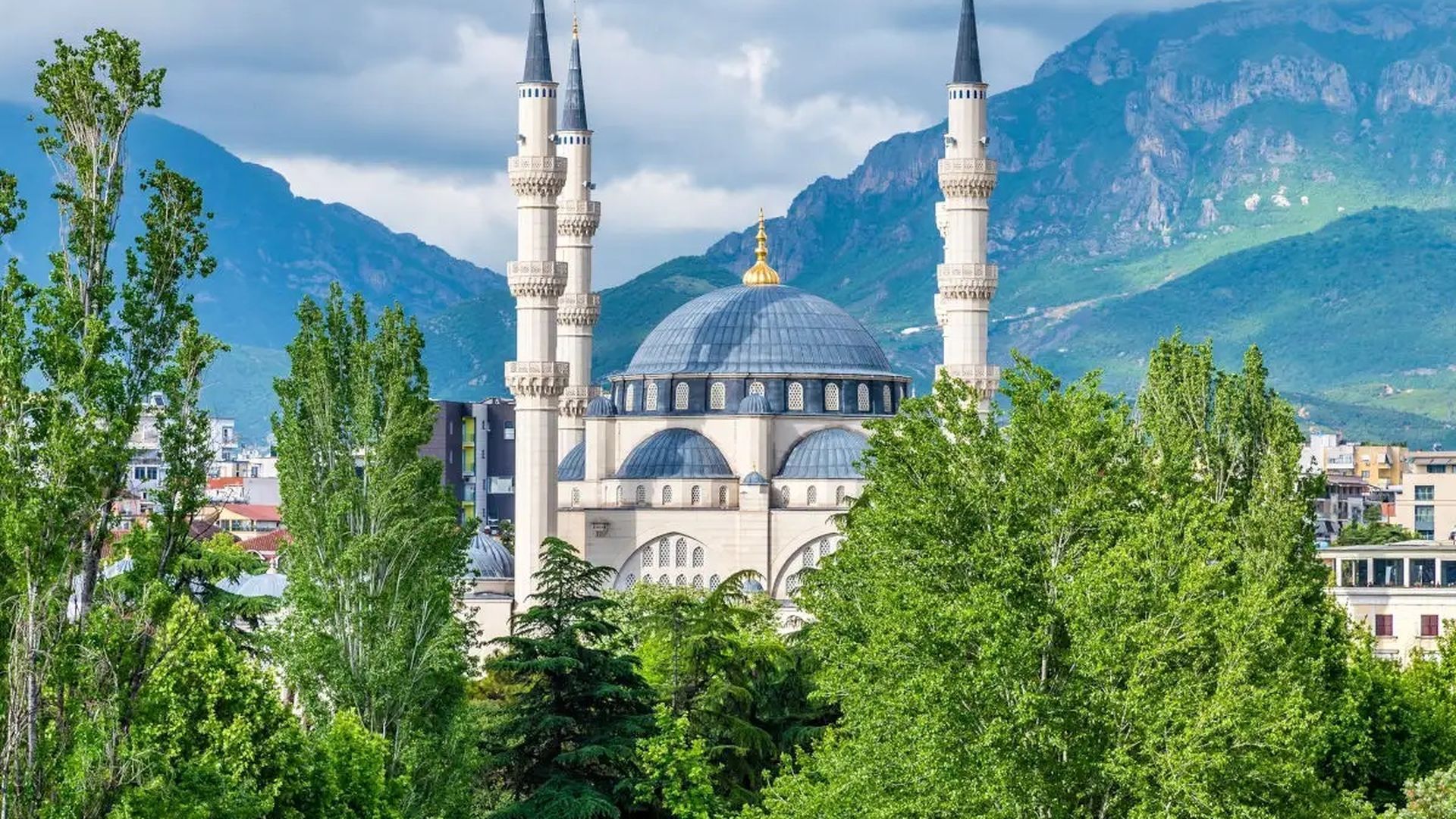 Mezquita en Tirana Mezquita en Tirana