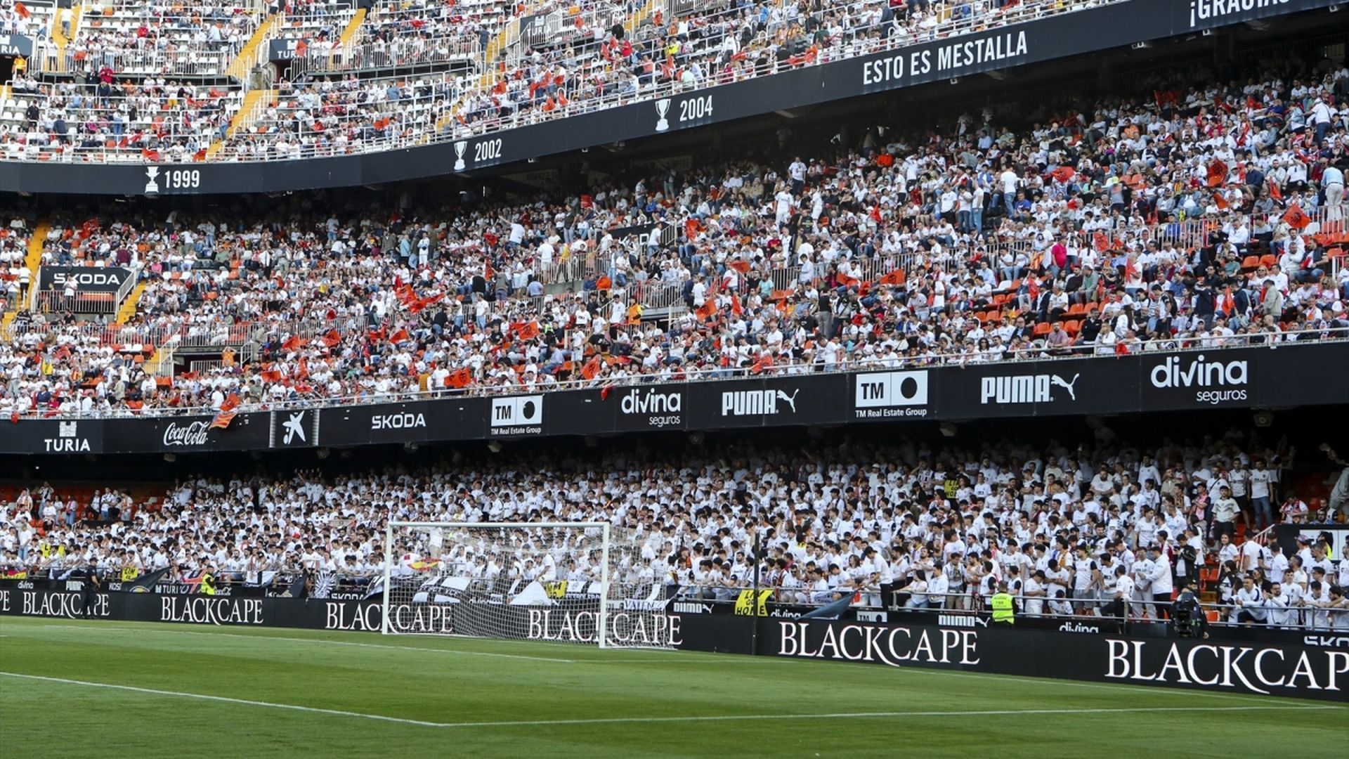 Afición en Mestalla