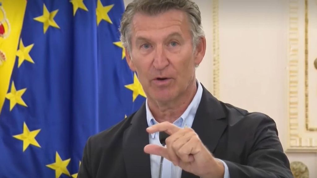 Feijóo tiene la solución para Ceuta: la expulsión de todos los migrantes y el Gobierno le afea que haga "mitin electoral" de la situación