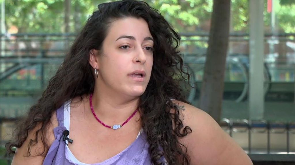 Celeste tuvo que abandonar su casa en Madrid porque querían convertirla en un piso turístico: "No me quería ir, llevaba 13 años"