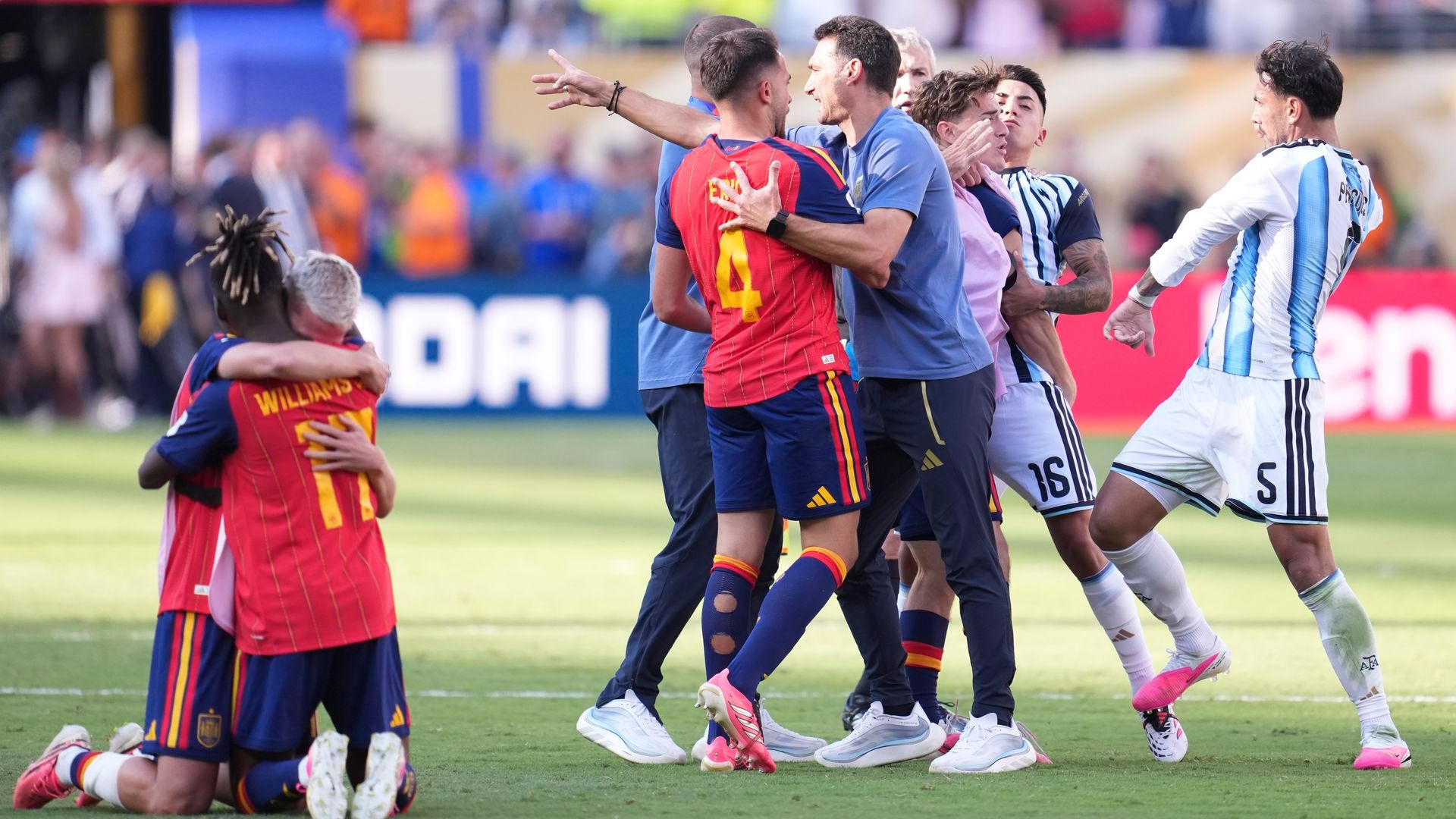 Disputa en la final del Mundial Disputa en la final del Mundial