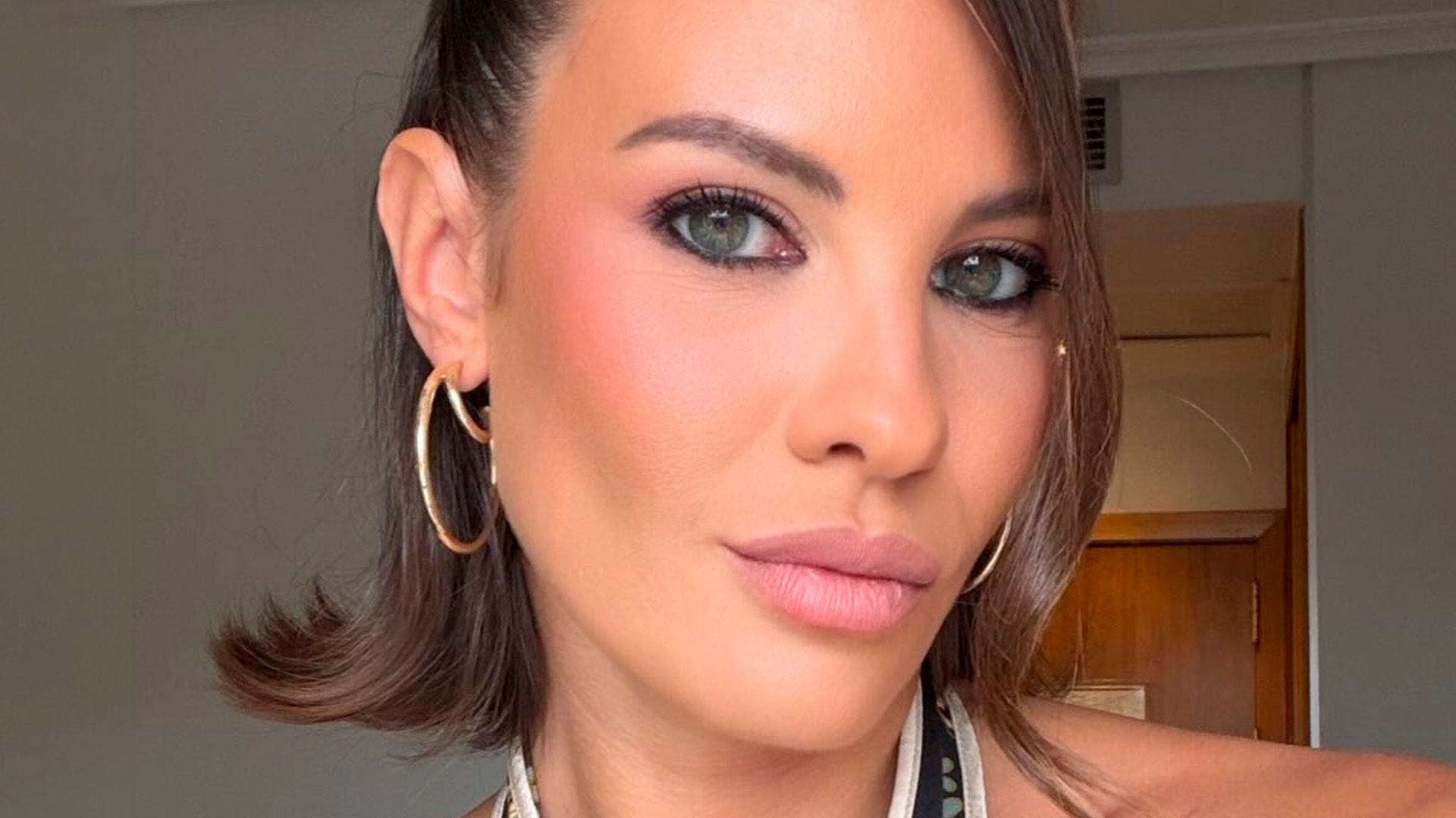 El impresionante vestido de Jessica Bueno: de inspiración asiática y por menos de 40€