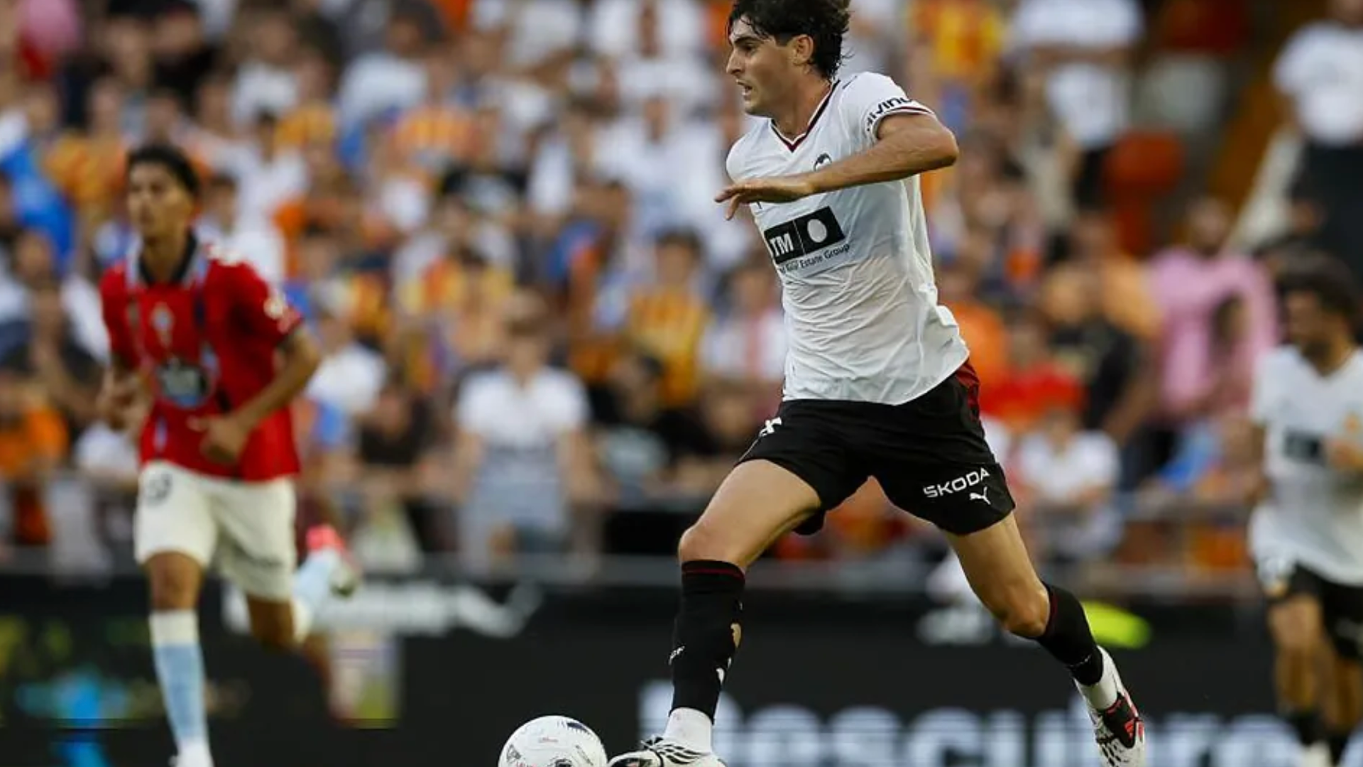 Javi Guerra en Mestalla