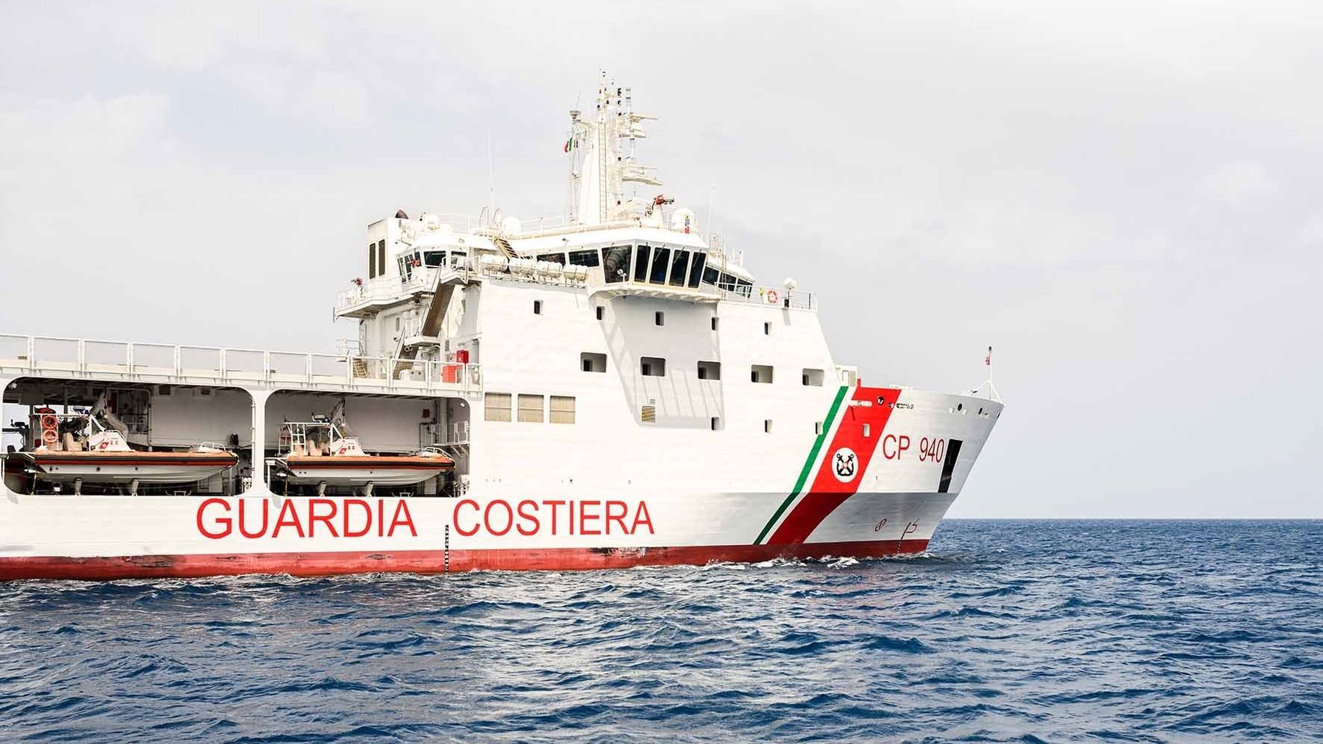 Buscan a Juan José Mutilba, un empresario español que cayó de su barco en aguas de Italia: resbaló tras pescar un pez Buscan a Juan José Mutilba, un empresario español que cayó de su barco en aguas de Italia: resbaló tras pescar un pez
