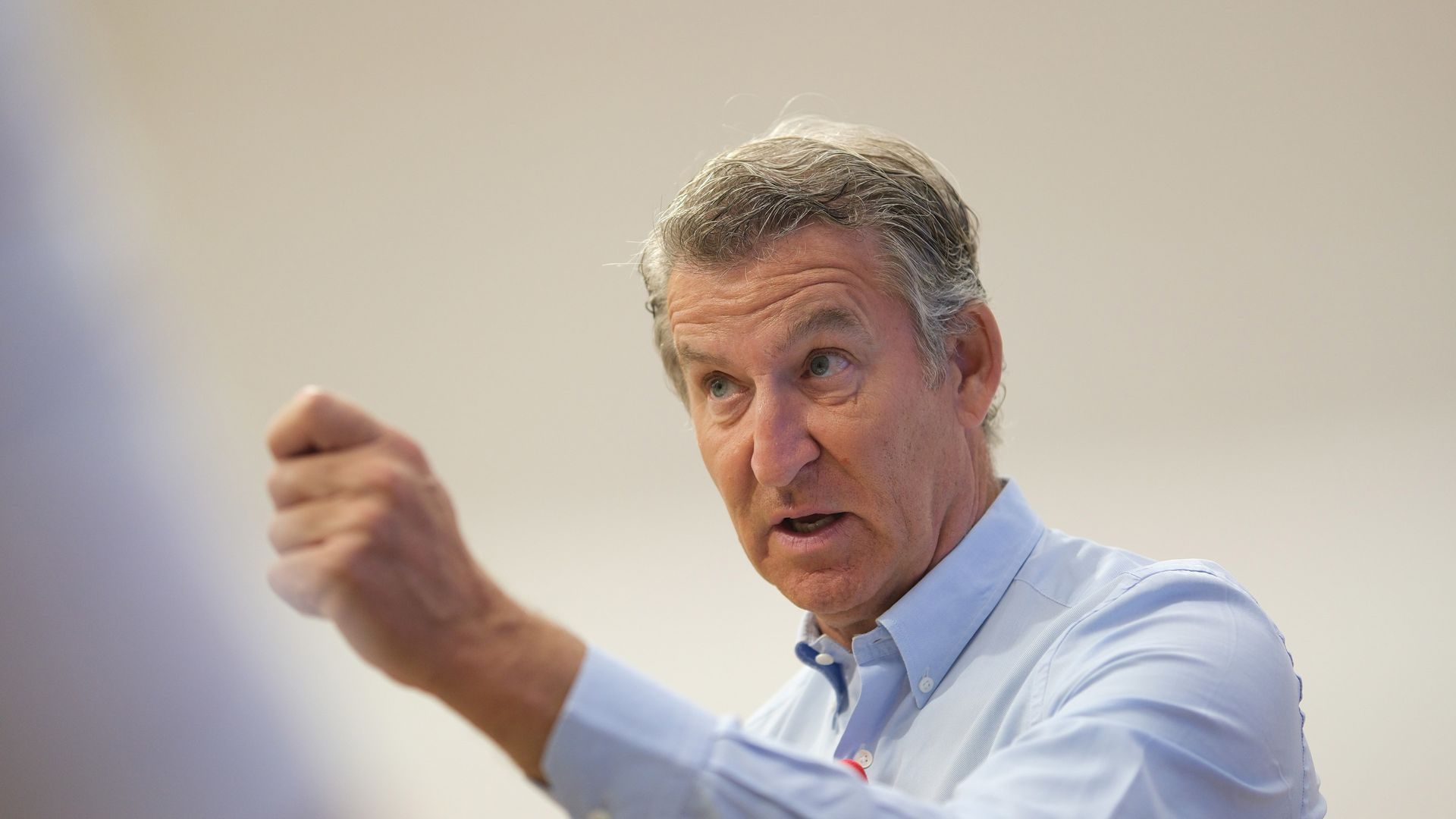 El presidente del Partido Popular, Alberto Núñez Feijóo, durante una entrevista para Europa Press, en la sede autonómica del PPdeG, a 21 de agosto de 2026, en Santiago de Compostela, A Coruña, El presidente del Partido Popular, Alberto Núñez Feijóo, durante una entrevista para Europa Press, en la sede autonómica del PPdeG, a 21 de agosto de 2026, en Santiago de Compostela, A Coruña,