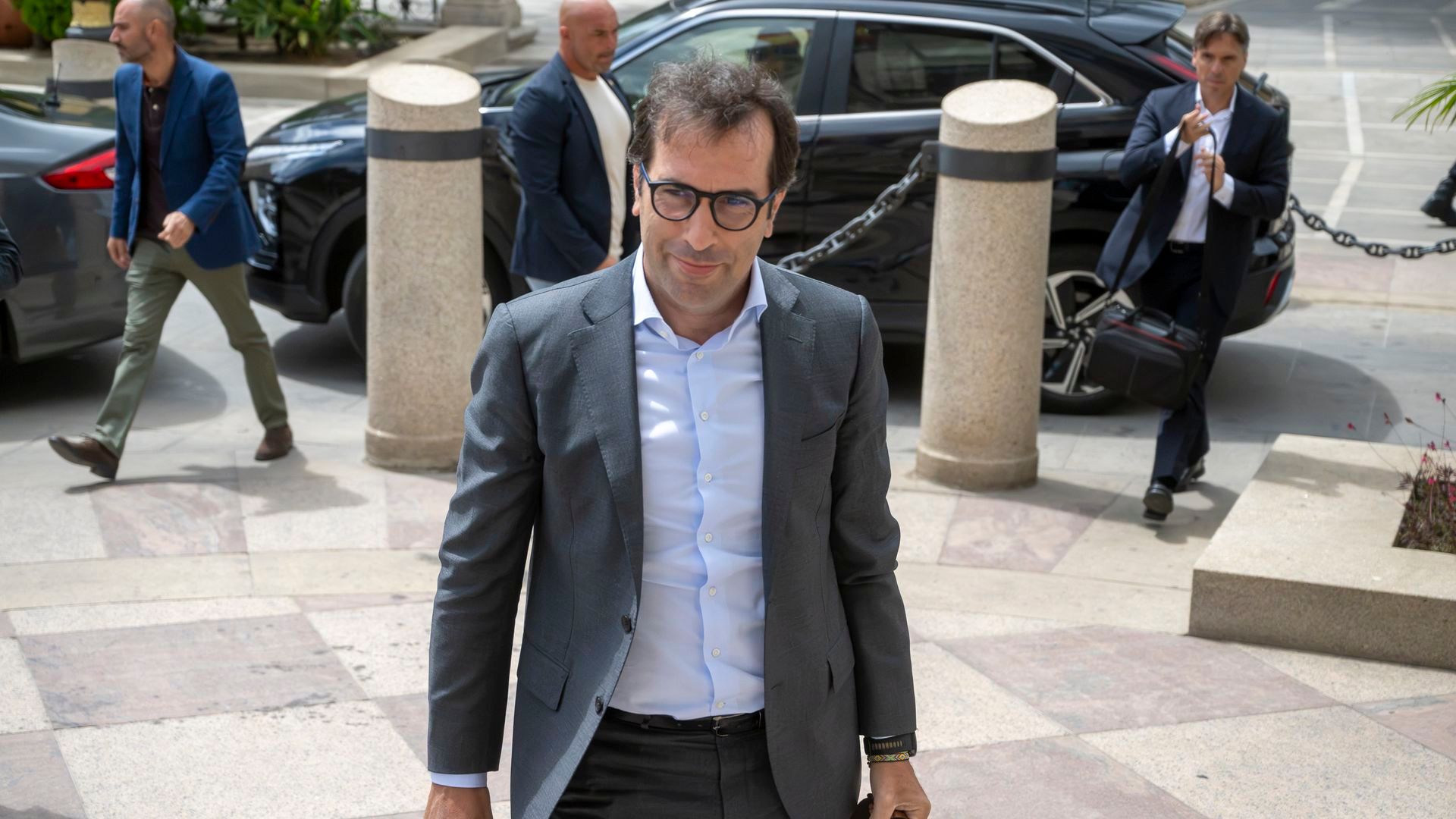 Las medidas "de choque" que anuncia Carlos Cuerpo para reforzar la seguridad y gestionar retornos en Ceuta Las medidas "de choque" que anuncia Carlos Cuerpo para reforzar la seguridad y gestionar retornos en Ceuta