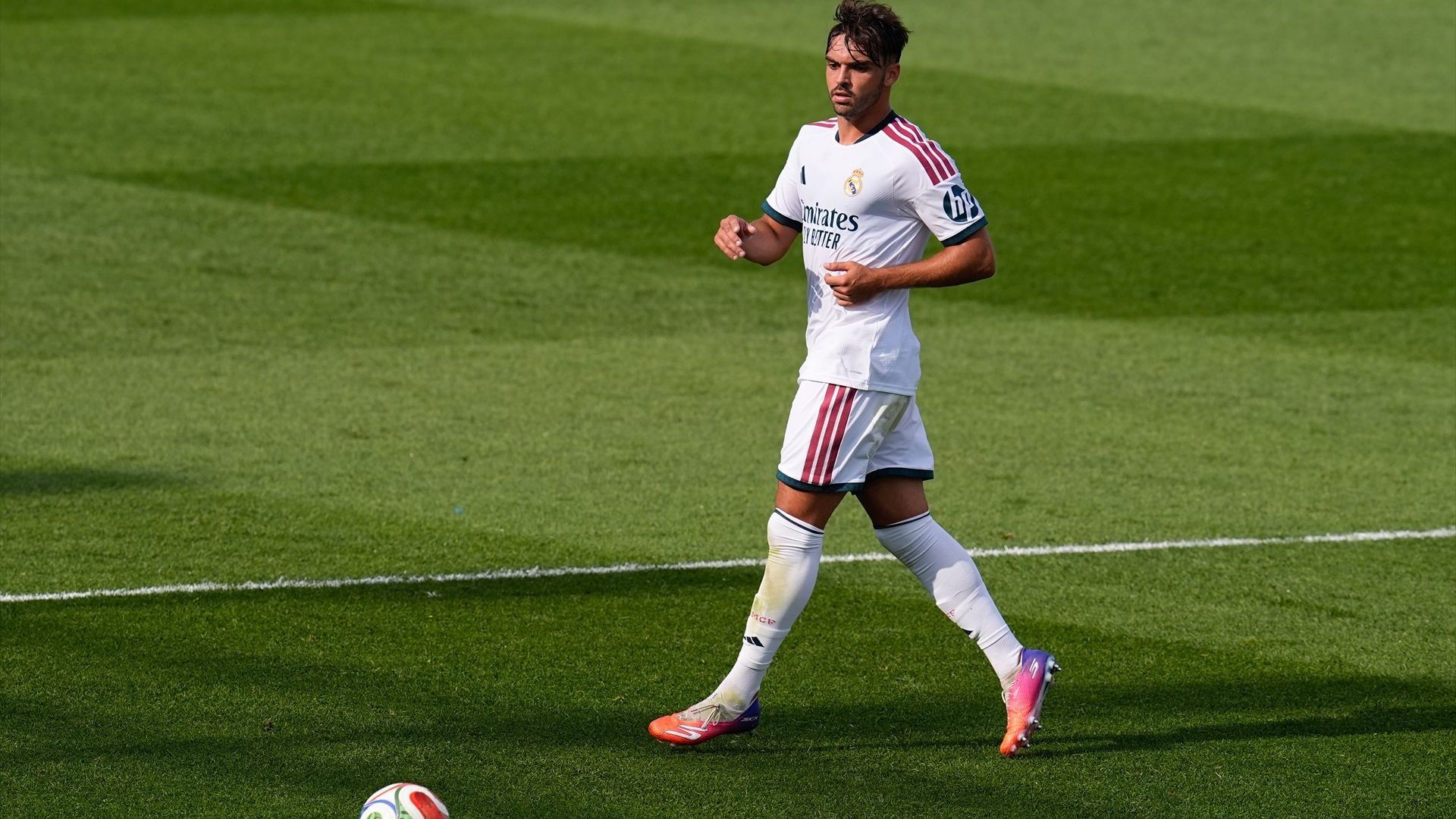 Raúl Asencio, durante un partido de pretemporada del Real Madrid