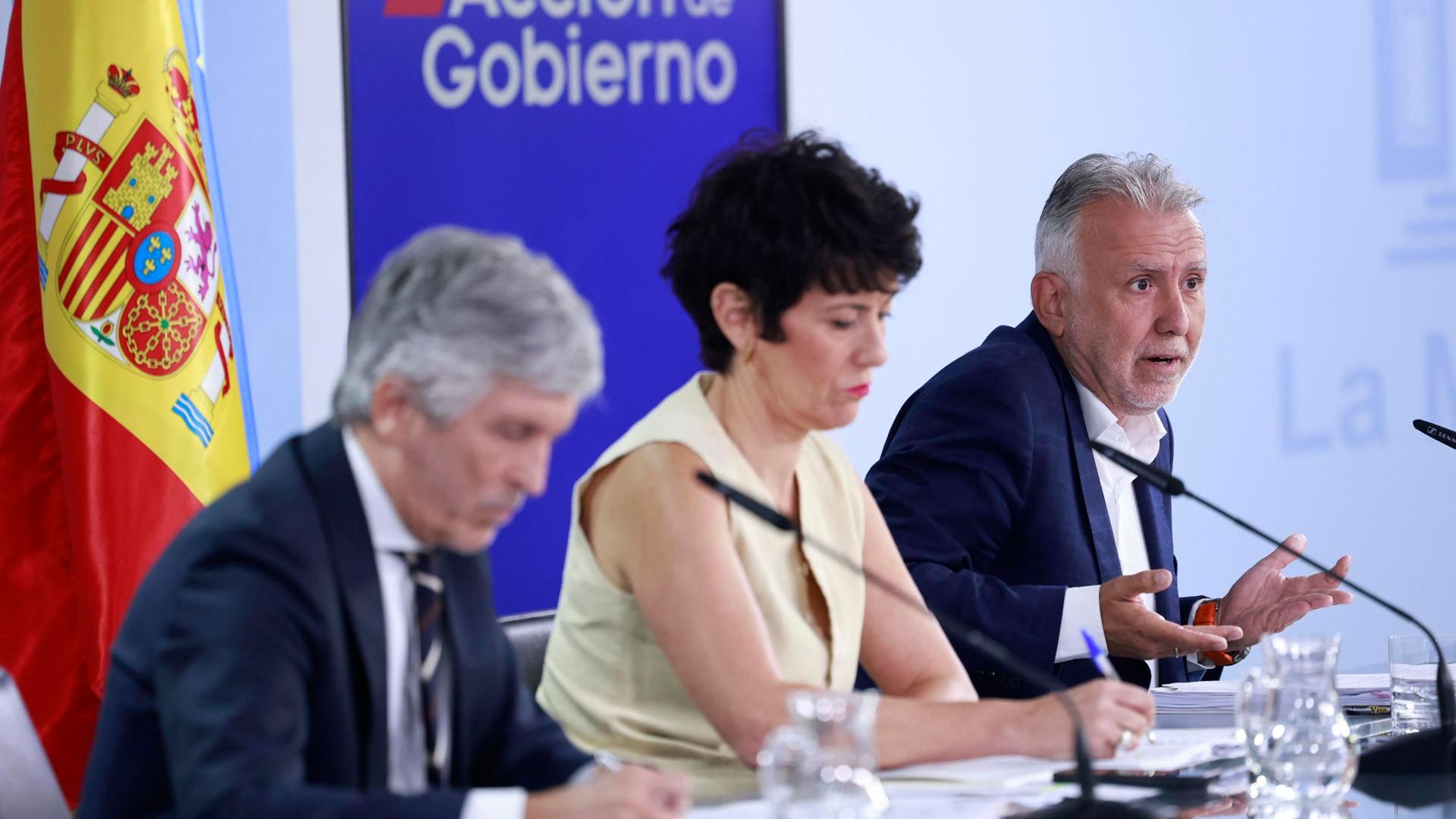 El ministro de Interior, Fernando Grande-Marlaska; la ministra portavoz, Elma Saiz; y el ministro de Política Territorial Ángel Víctor Torres