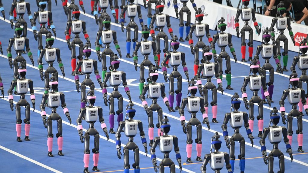 La demostración de poderío robótico de China con sus Juegos de Pekín: corren más, saltan más y golpean con más fuerza